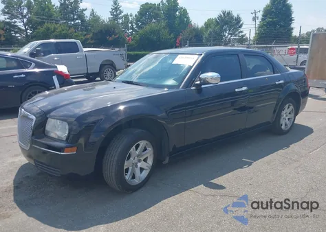 2006 Chrysler 300 из США, поврежденный, VIN 2C3KA43R16H317477
